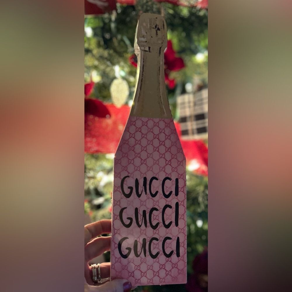 Gucci Pink Champagne Bottle Home Decor Collectible Display Art Gift - Picture 4 of 5